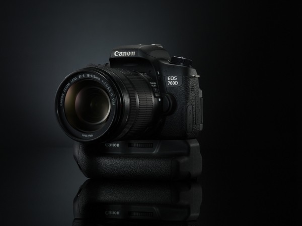 EOS 760D (Bild: Canon)